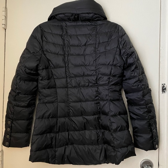 Tahari medium weight jacket - Picture 3 of 4